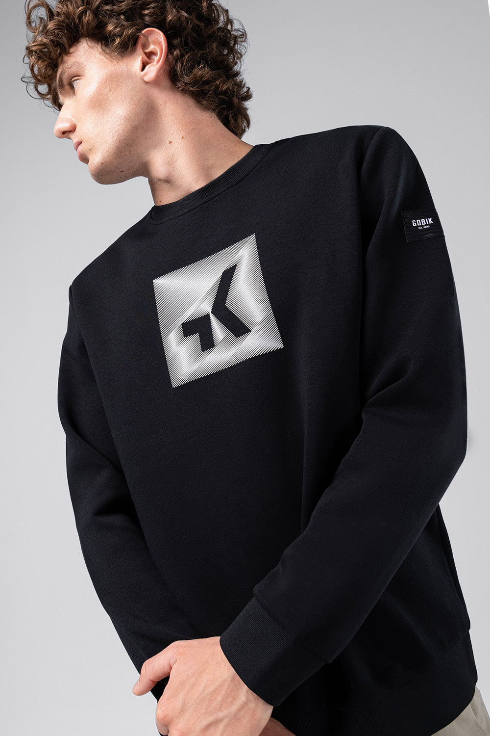 Sweatshirt Hover - Black