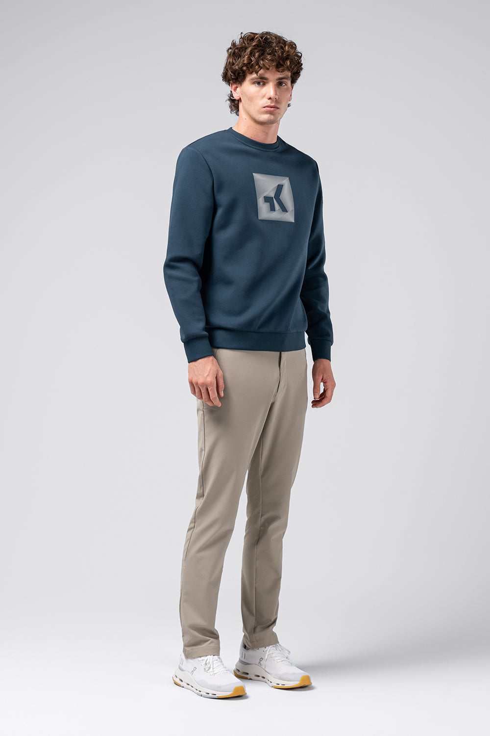Sweatshirt Hover - Spellbound