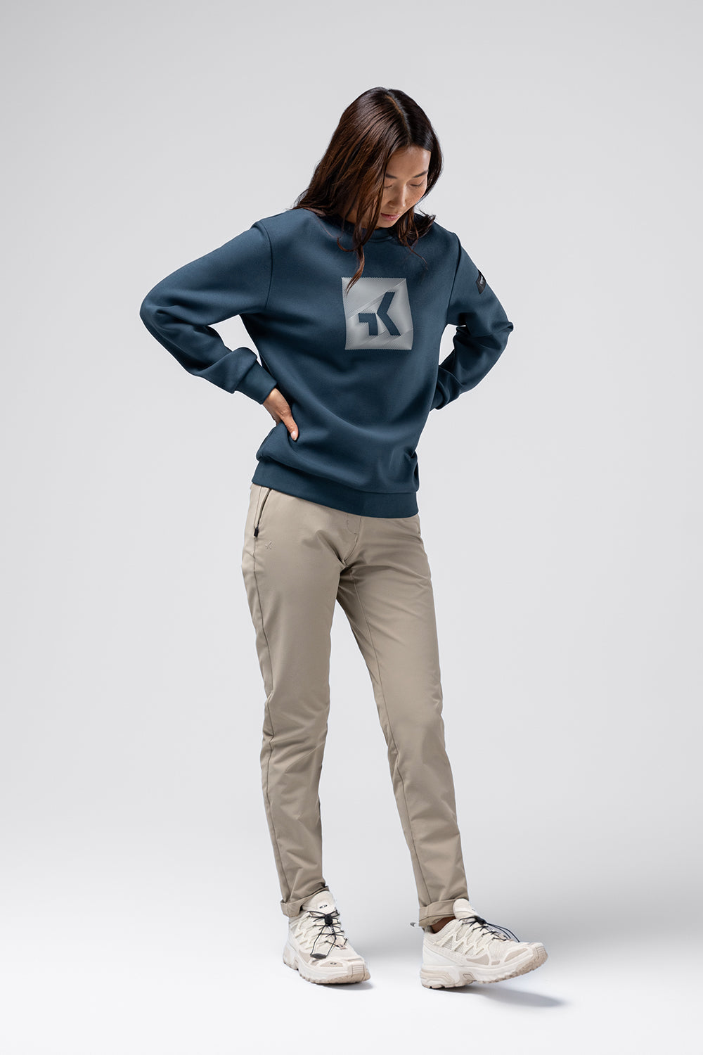 Sweatshirt Hover - Spellbound