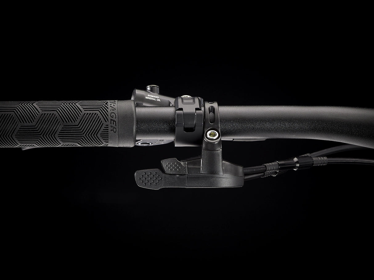 Supercaliber 9.6 Radioactive Red /Trek Black