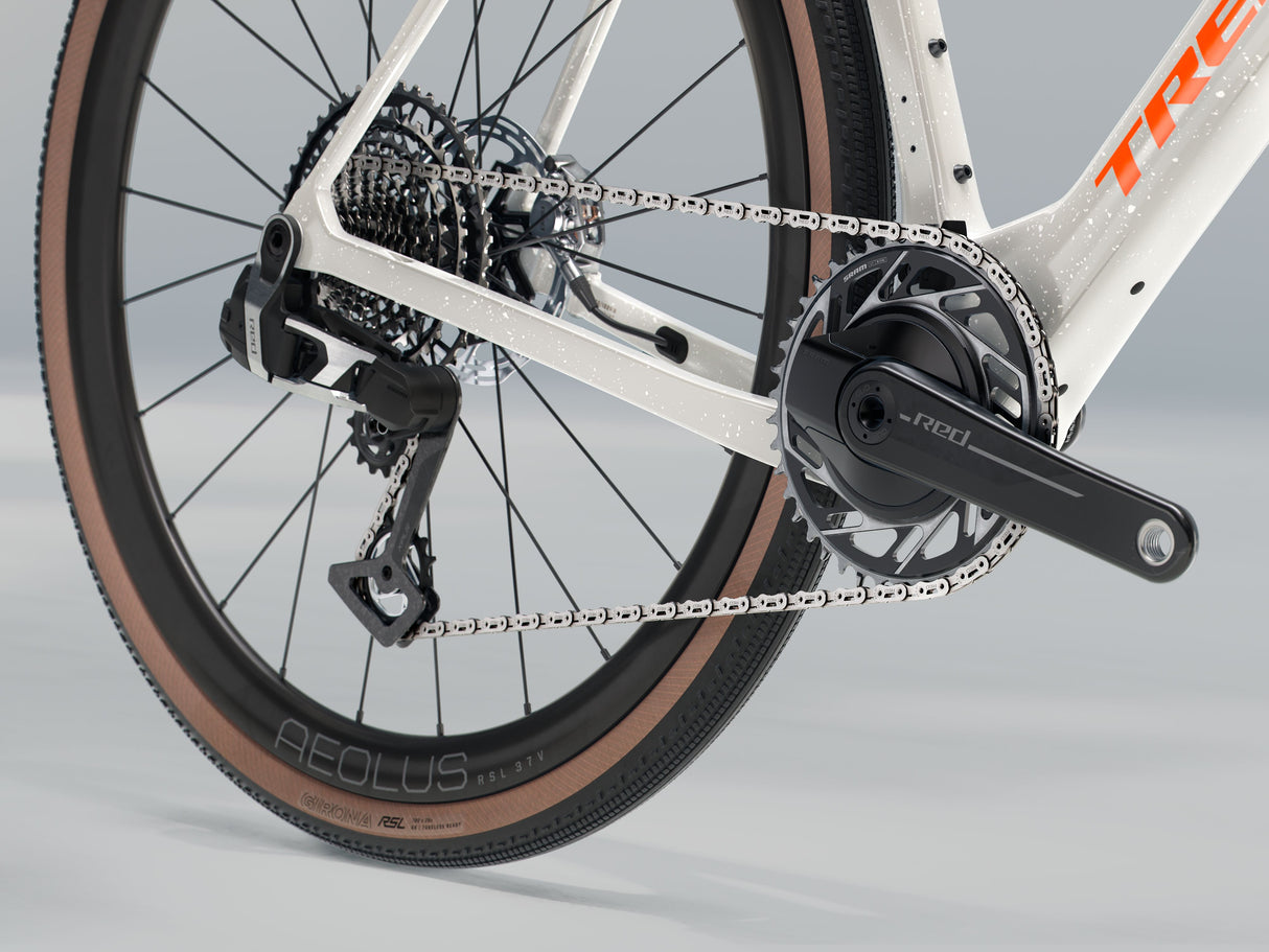 Checkmate SLR 9 AXS - Era White/Buff Beige