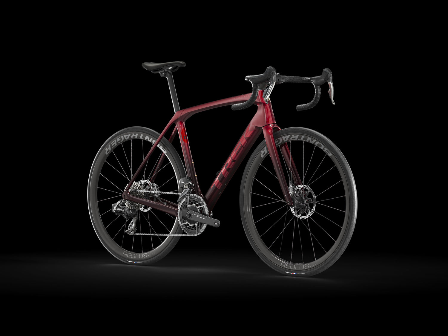 Domane SLR 9 AXS Gen 4 - Metallic Red Smoke to Red Carbon Smoke