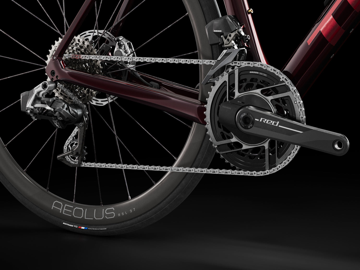 Domane SLR 9 AXS Gen 4 - Metallic Red Smoke to Red Carbon Smoke
