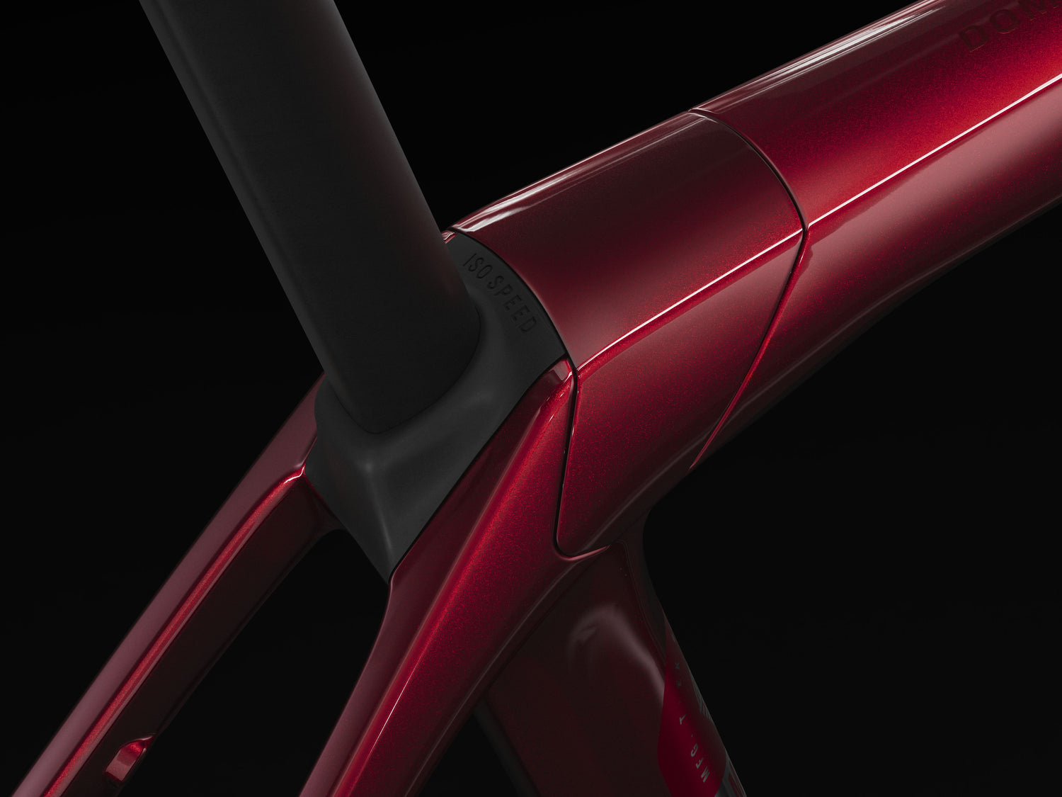 Domane SLR 9 AXS Gen 4 - Metallic Red Smoke to Red Carbon Smoke