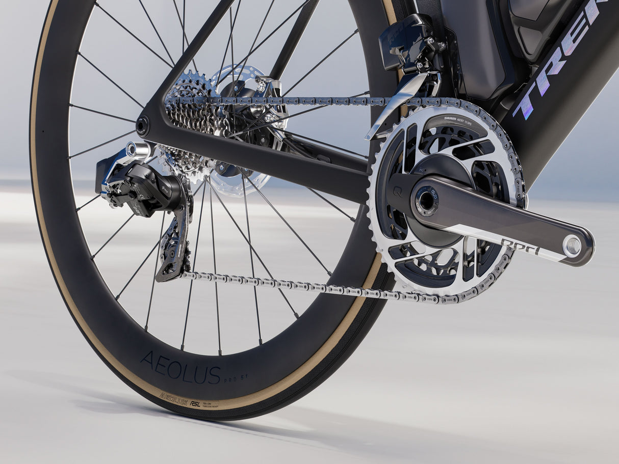 Madone SLR 8 AXS Gen 8 - Matte/Gloss Carbon Smoke