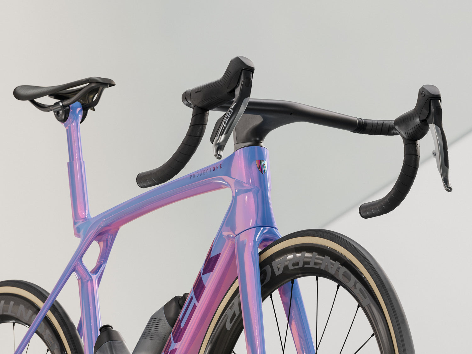Madone SLR 9 AXS Gen 8 - Tête de la Course