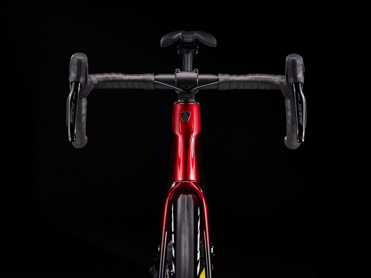 Domane SLR 6 Gen 4 Metallic Red Smoke to Blue Smoke Fade