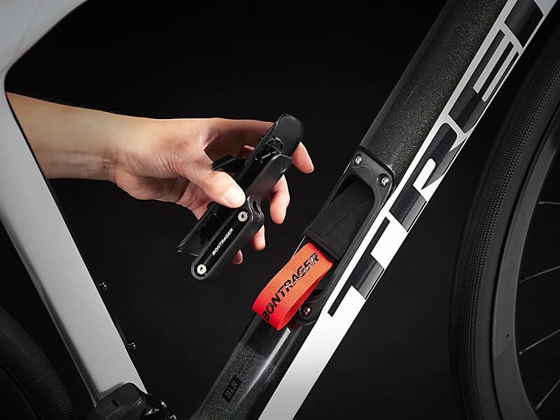 Domane SLR 9 eTap Gen 4 Crystal White