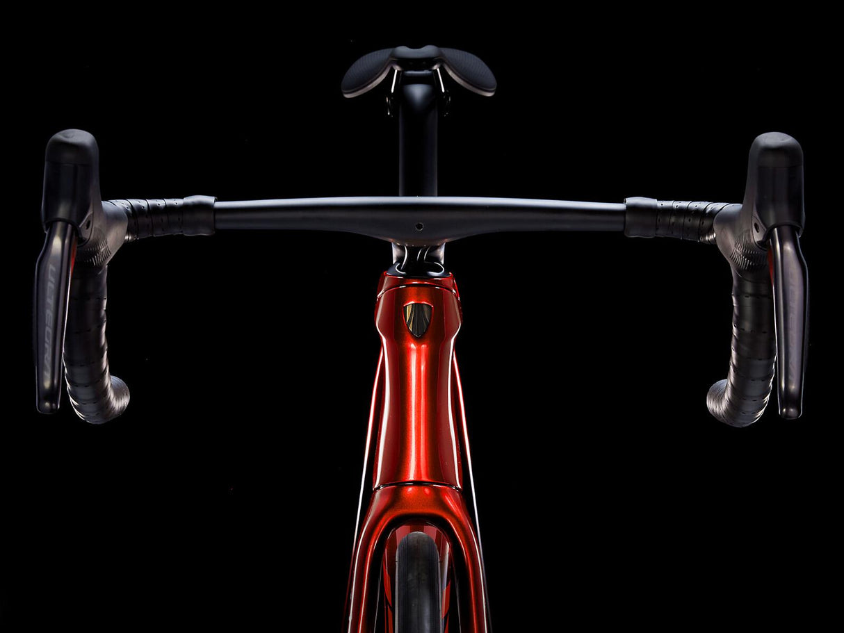 Emonda SLR 7 Metallic Red Smoke to Red Carbon Smoke