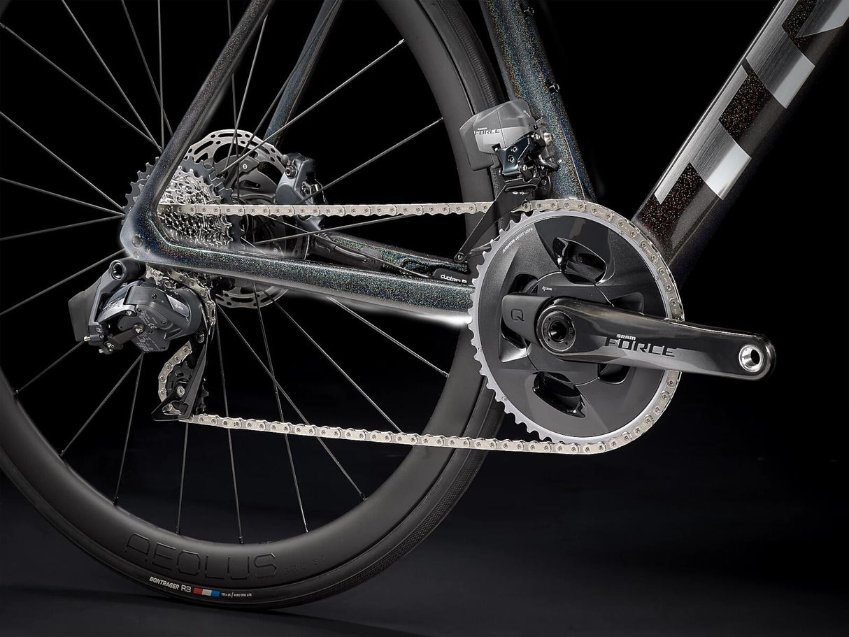 Emonda SLR 7 eTap Dark Prismatic/Trek Black