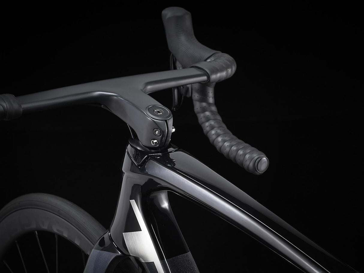 Emonda SLR 7 eTap Dark Prismatic/Trek Black