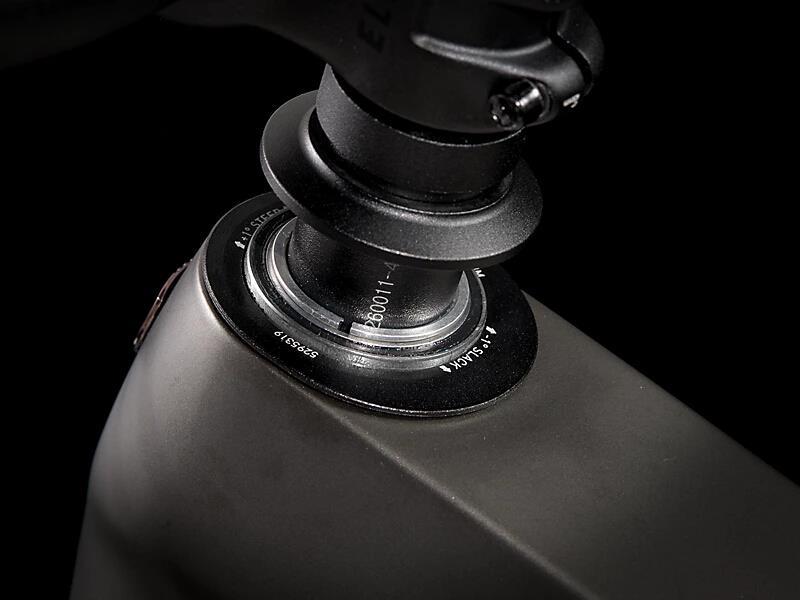 Fuel EX 9.9 XX1 AXS Gen 6 Mulsanne Blue