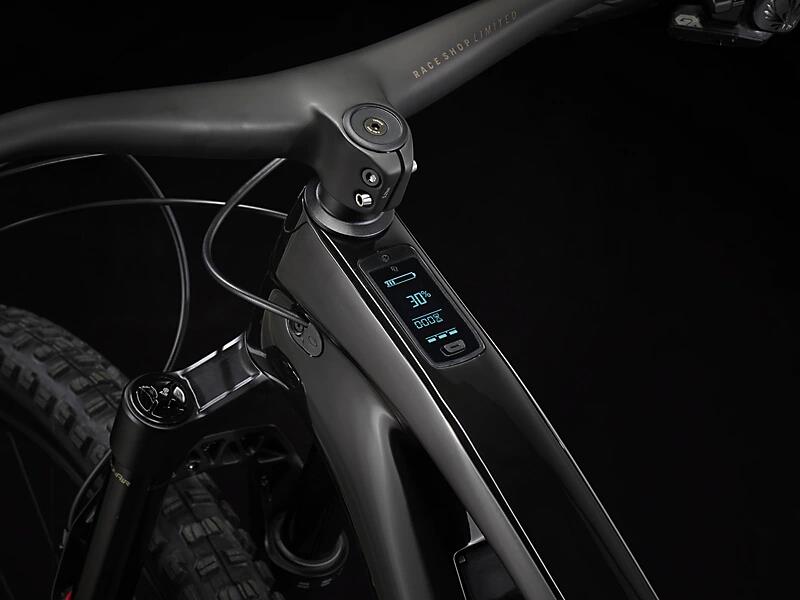 Fuel EXe 9.8 GX AXS Deep Smoke