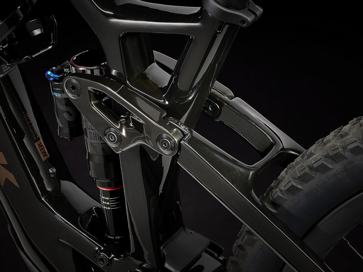 Fuel EXe 9.8 GX AXS Deep Smoke