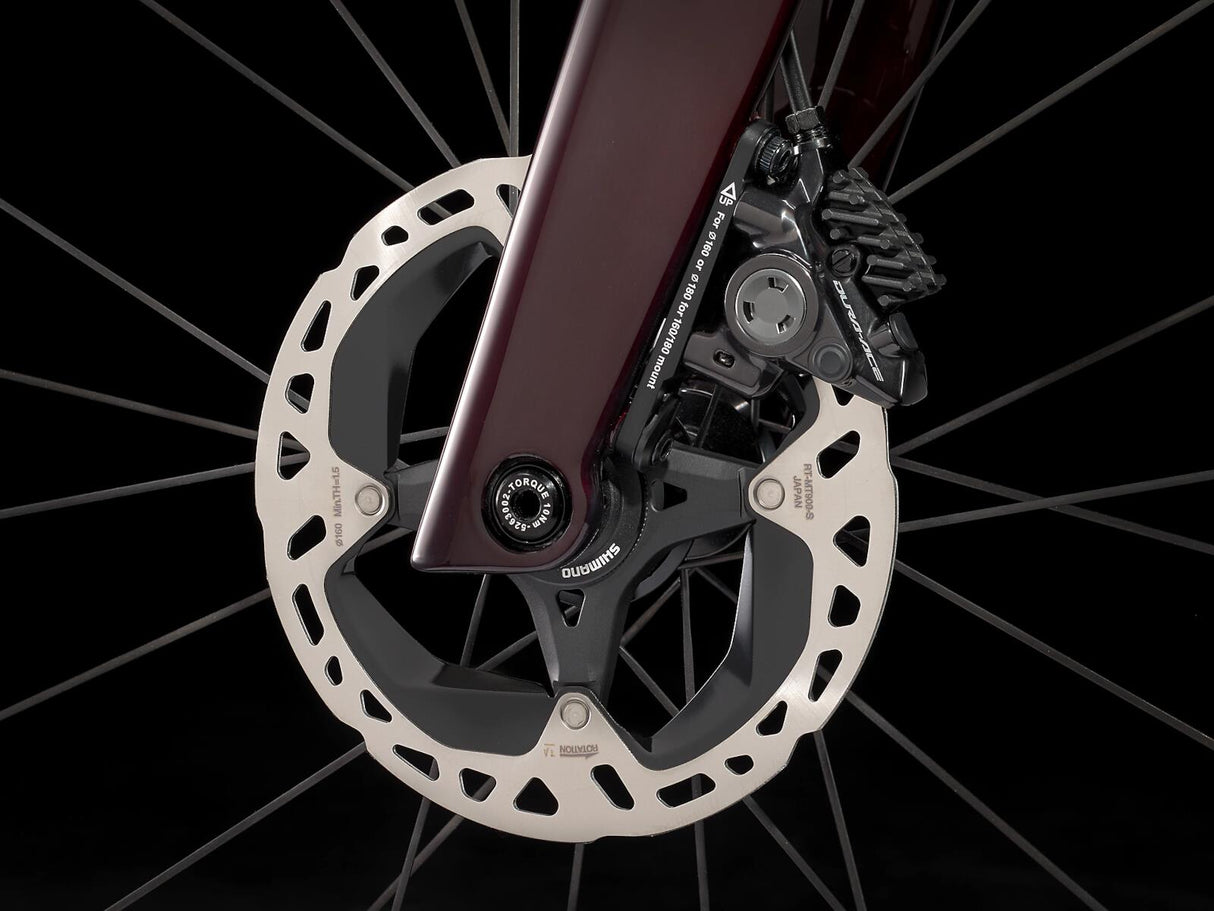 Madone SLR 9 Gen 7 Metallic Red Smoke to Red Carbon Smoke