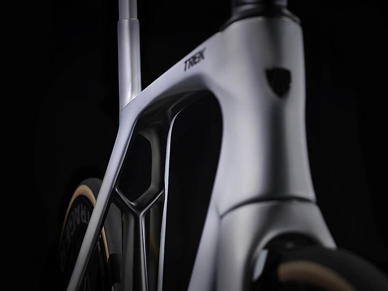 Madone SLR 9 eTap Gen 7 Satin Quicksilver