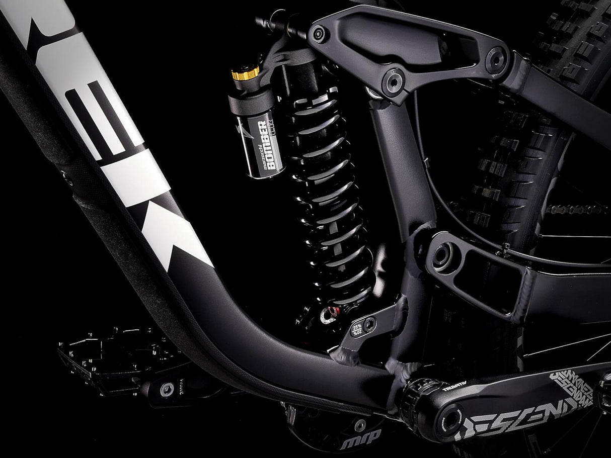 Session 8 29 GX Satin Trek Black