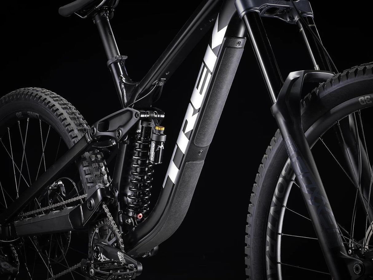 Session 8 29 GX Satin Trek Black