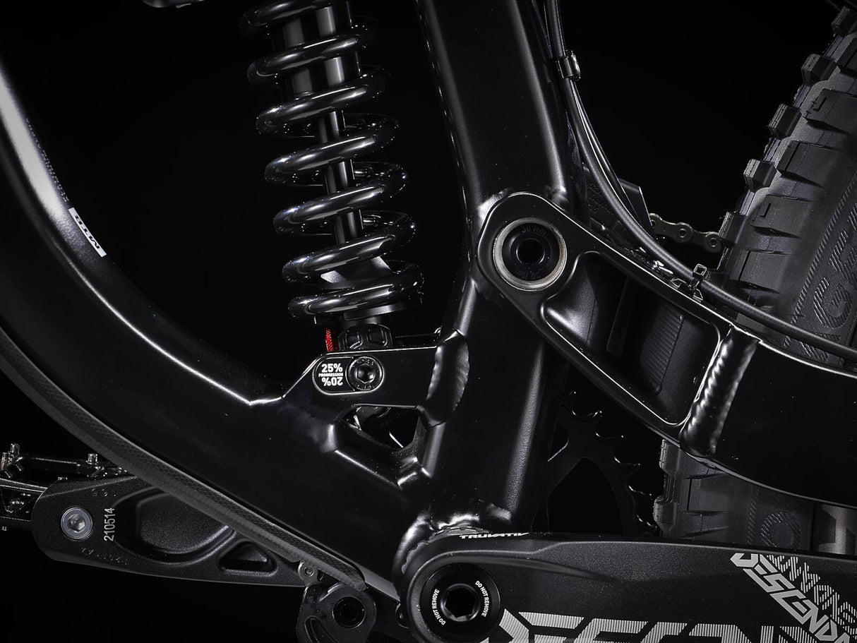 Session 8 29 GX Satin Trek Black