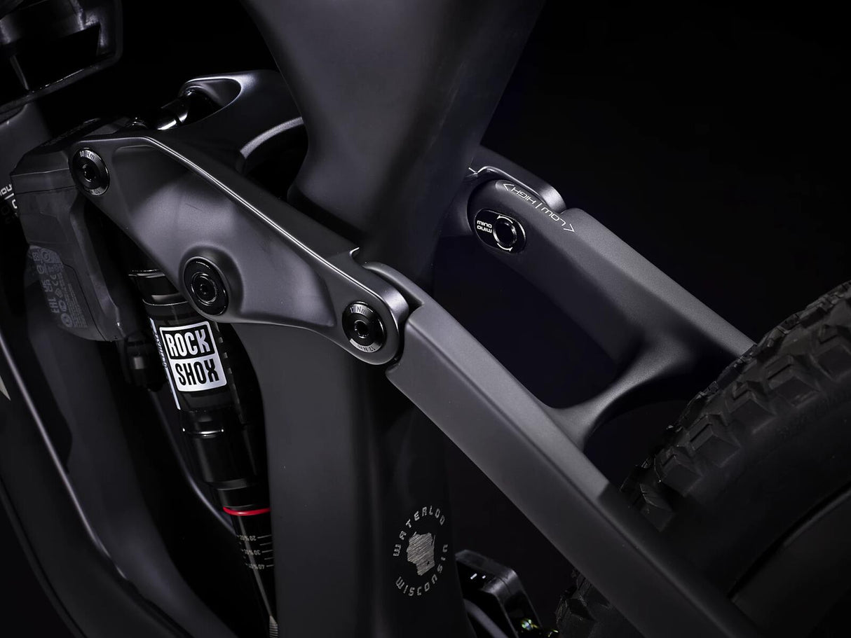 Slash 9.9 XX1 Flight Attendant Matte Deep Smoke