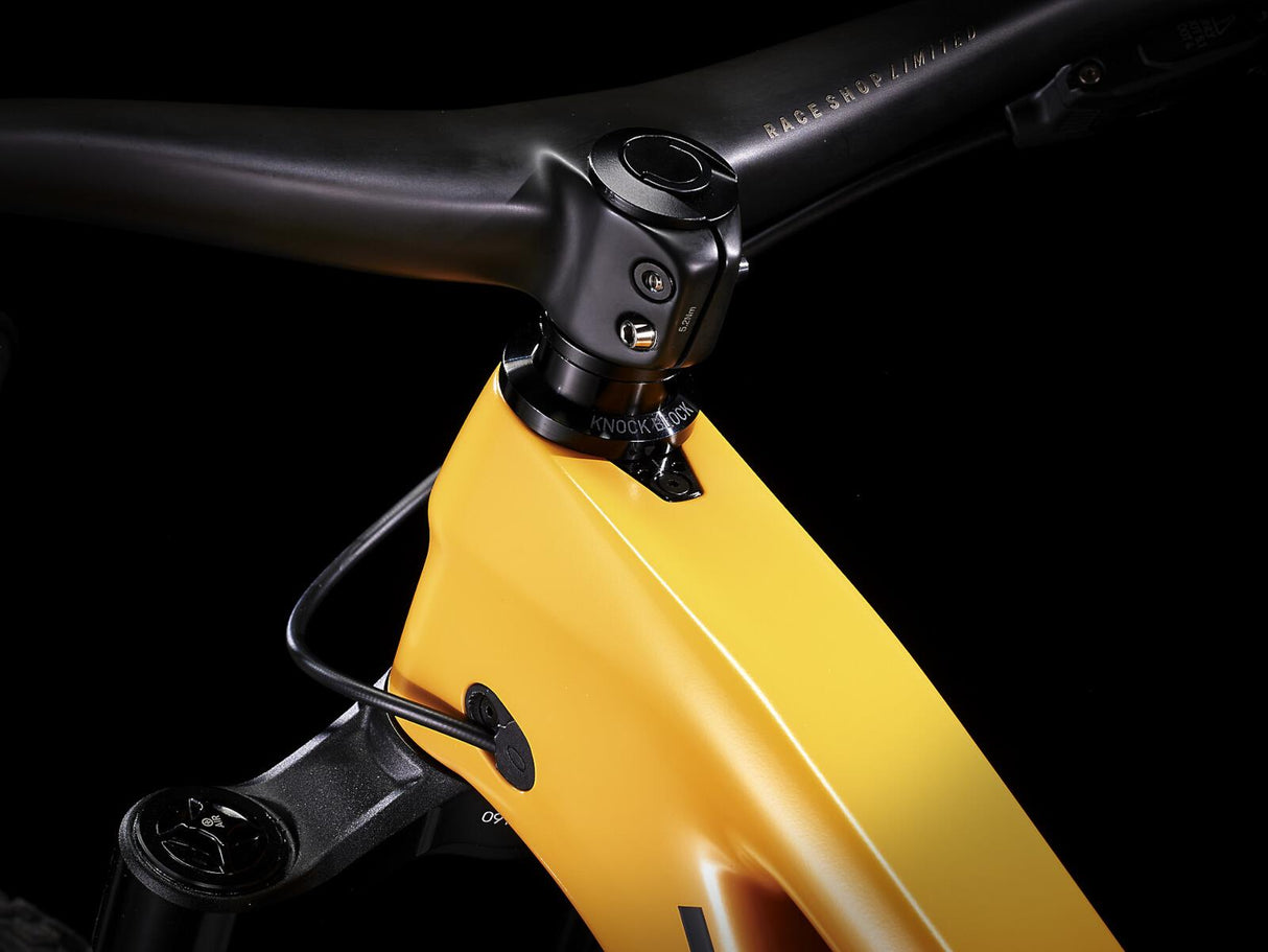 Slash 9.9 XX1 Flight Attendant Satin Baja Yellow