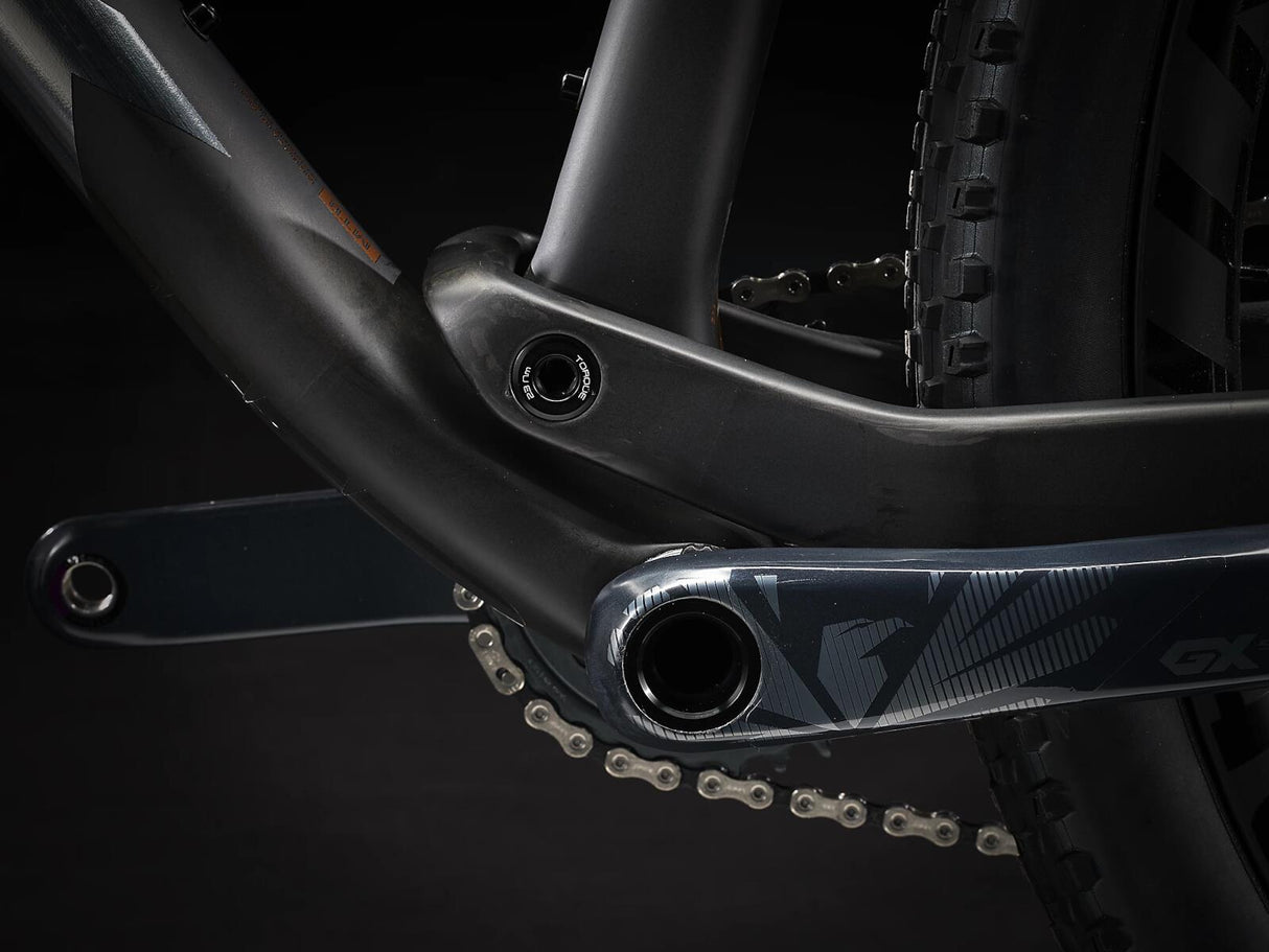 Supercaliber 9.8 GX AXS Matte Carbon/Gloss Trek Black