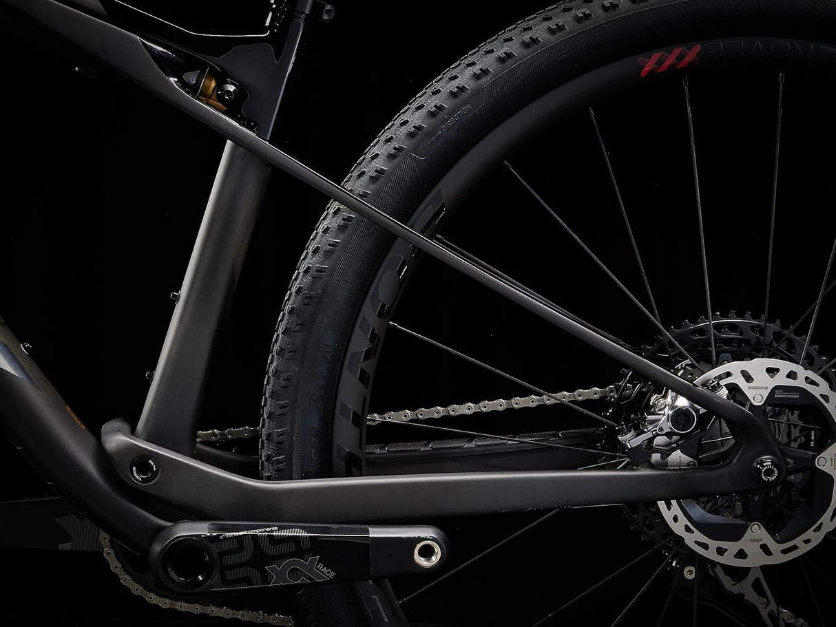 Supercaliber 9.9 XTR Matte Raw Carbon/Gloss Trek Black