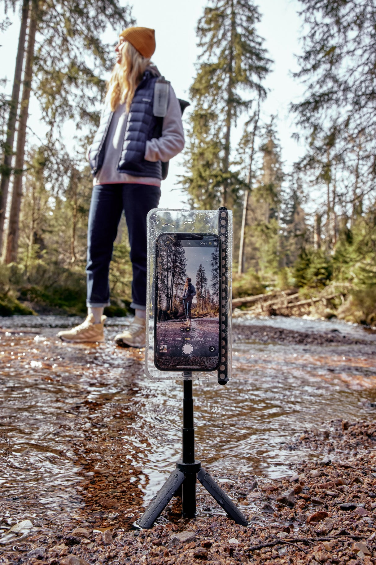 VACUUM Uni Phone Case M - black