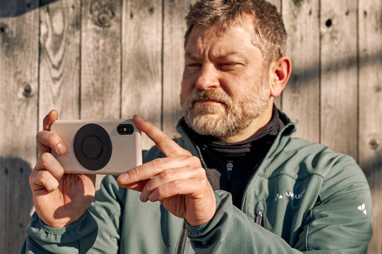 VACUUM Uni Phone Patch - black