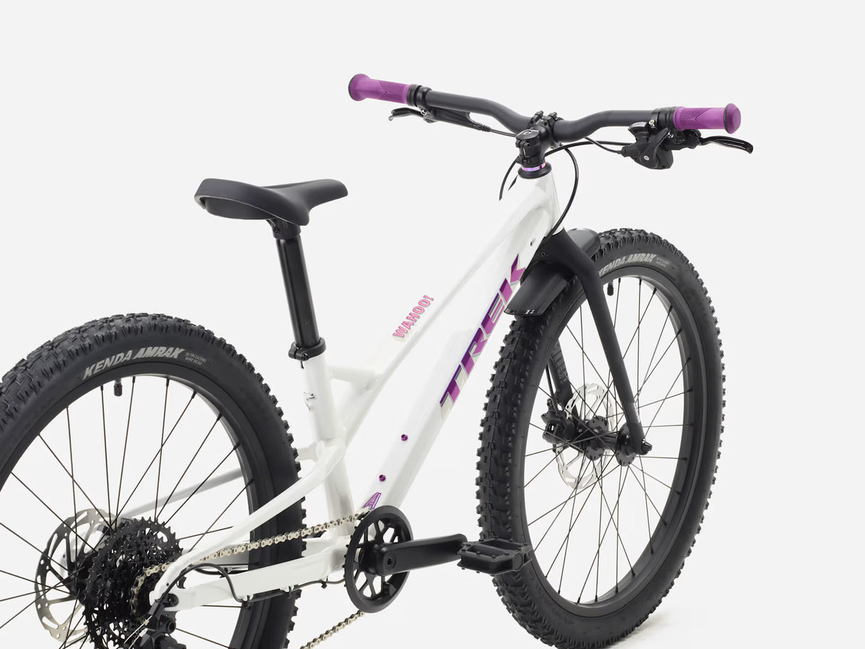 Wahoo 24 Trail - Crystal White