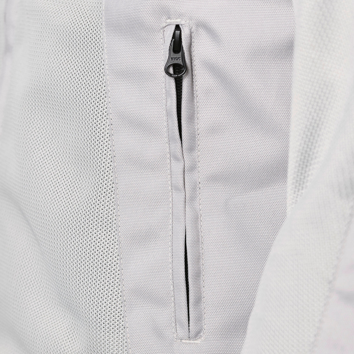 Jacke fiftysix.7 cremeweiss