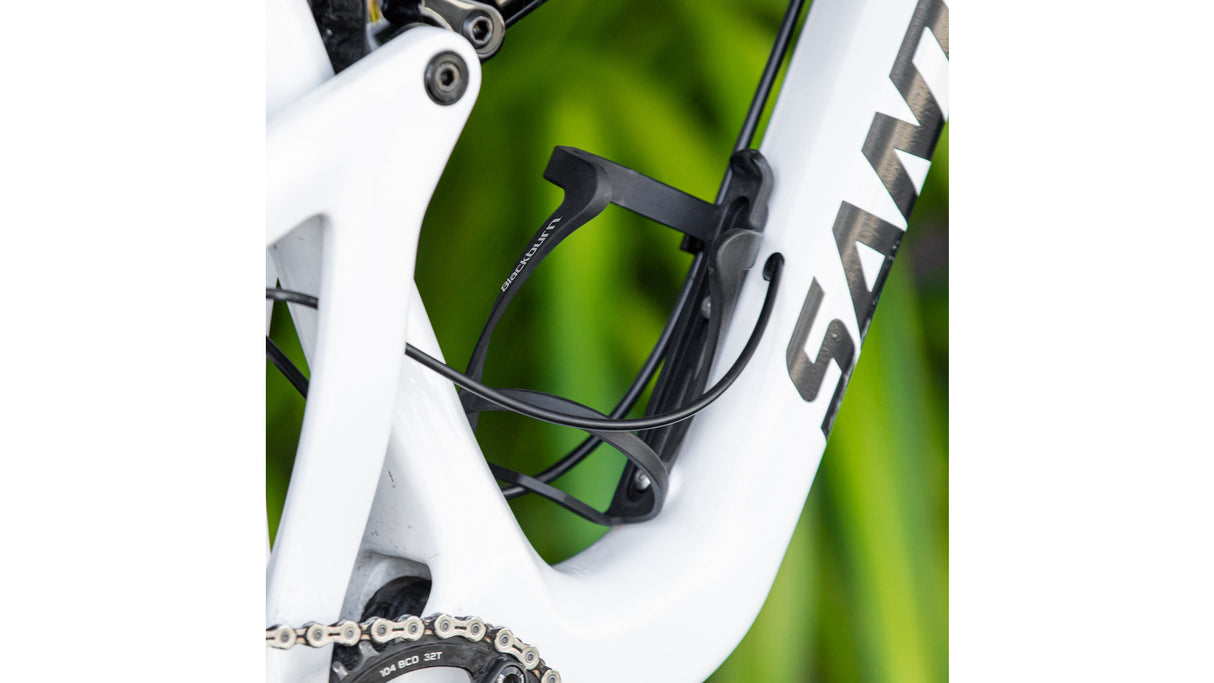 Sidetrack Right Black Cage