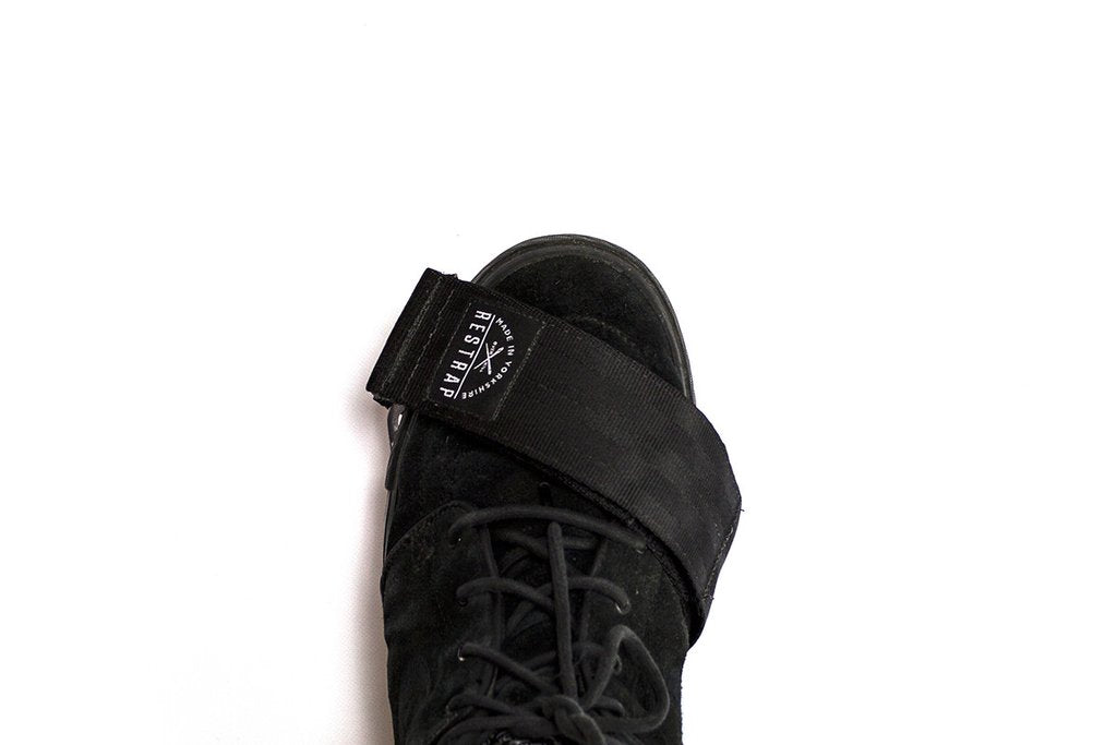 Diagonal Straps - black