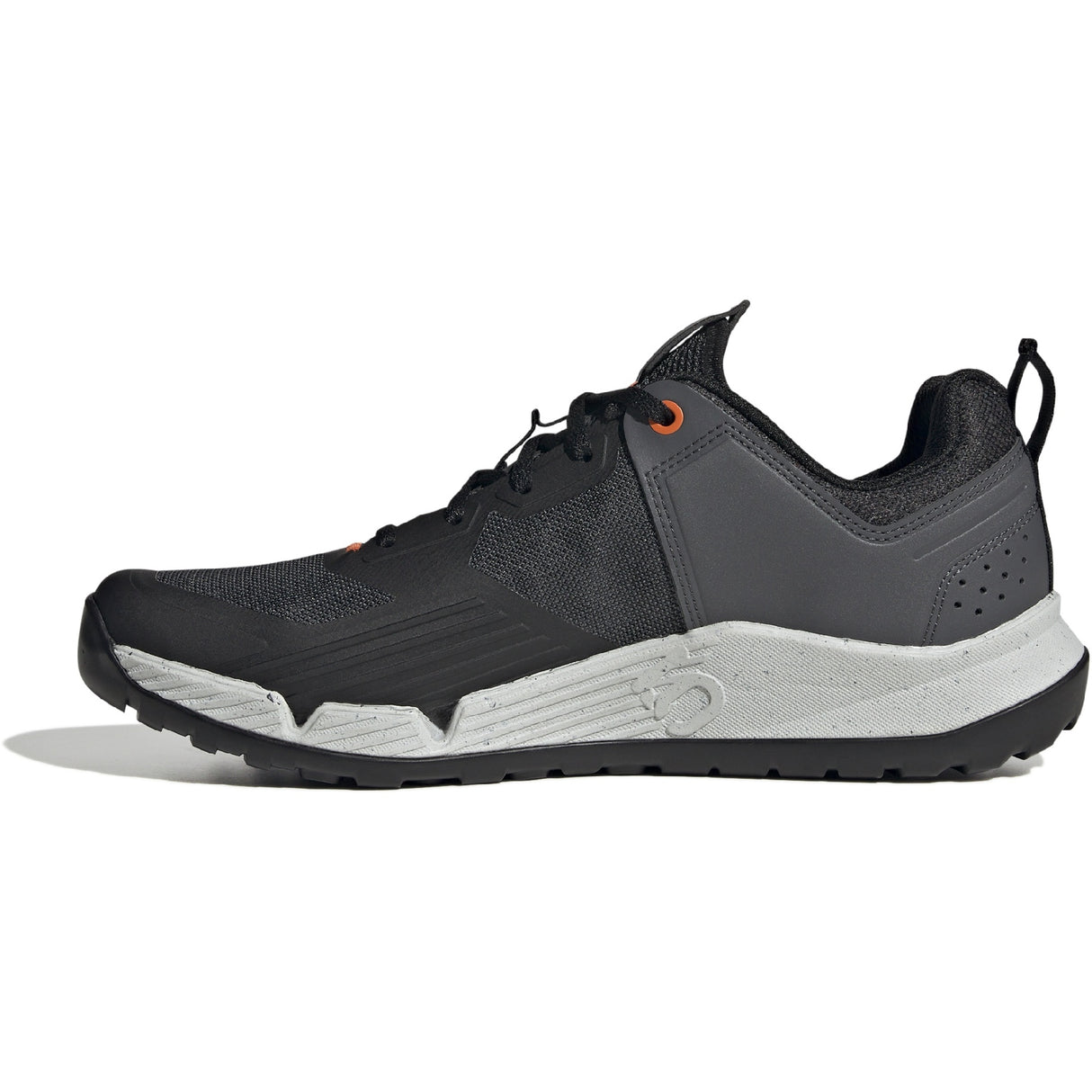 Trail Cross XT - Core Black / Cloud White / Grey Six