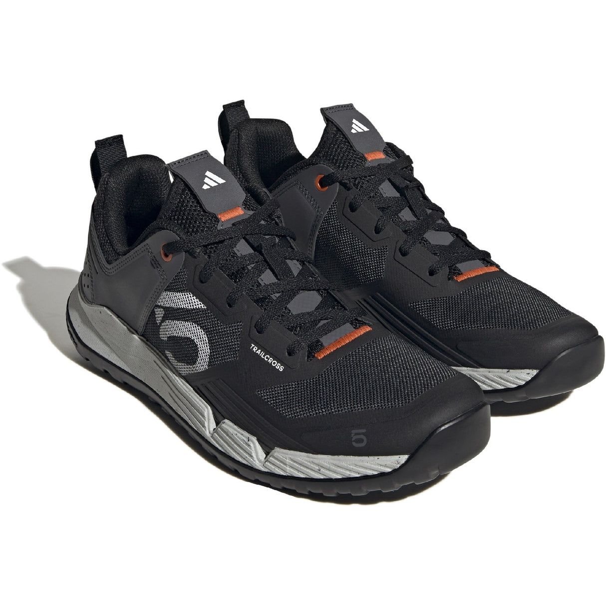 Trail Cross XT - Core Black / Cloud White / Grey Six