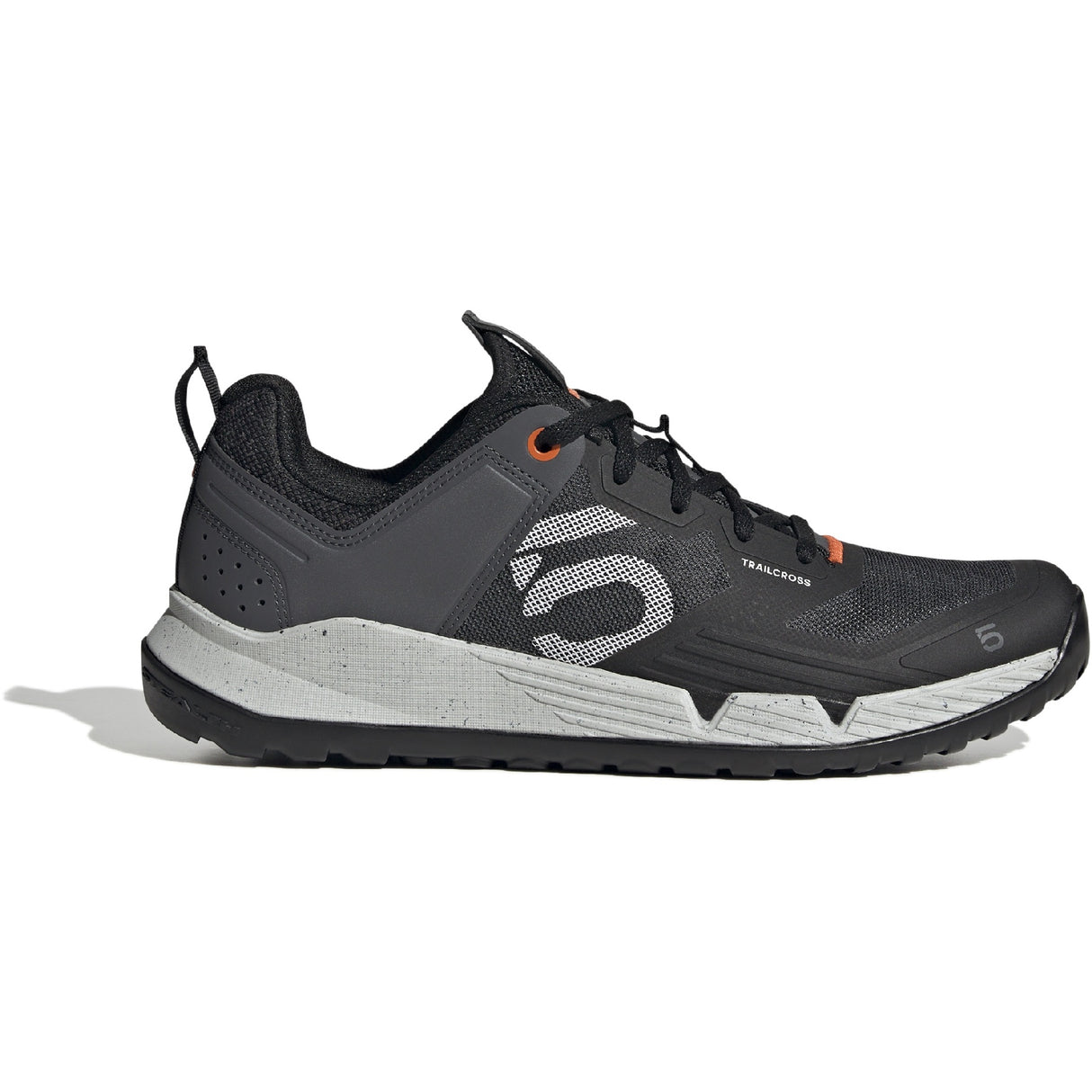 Trail Cross XT - Core Black / Cloud White / Grey Six