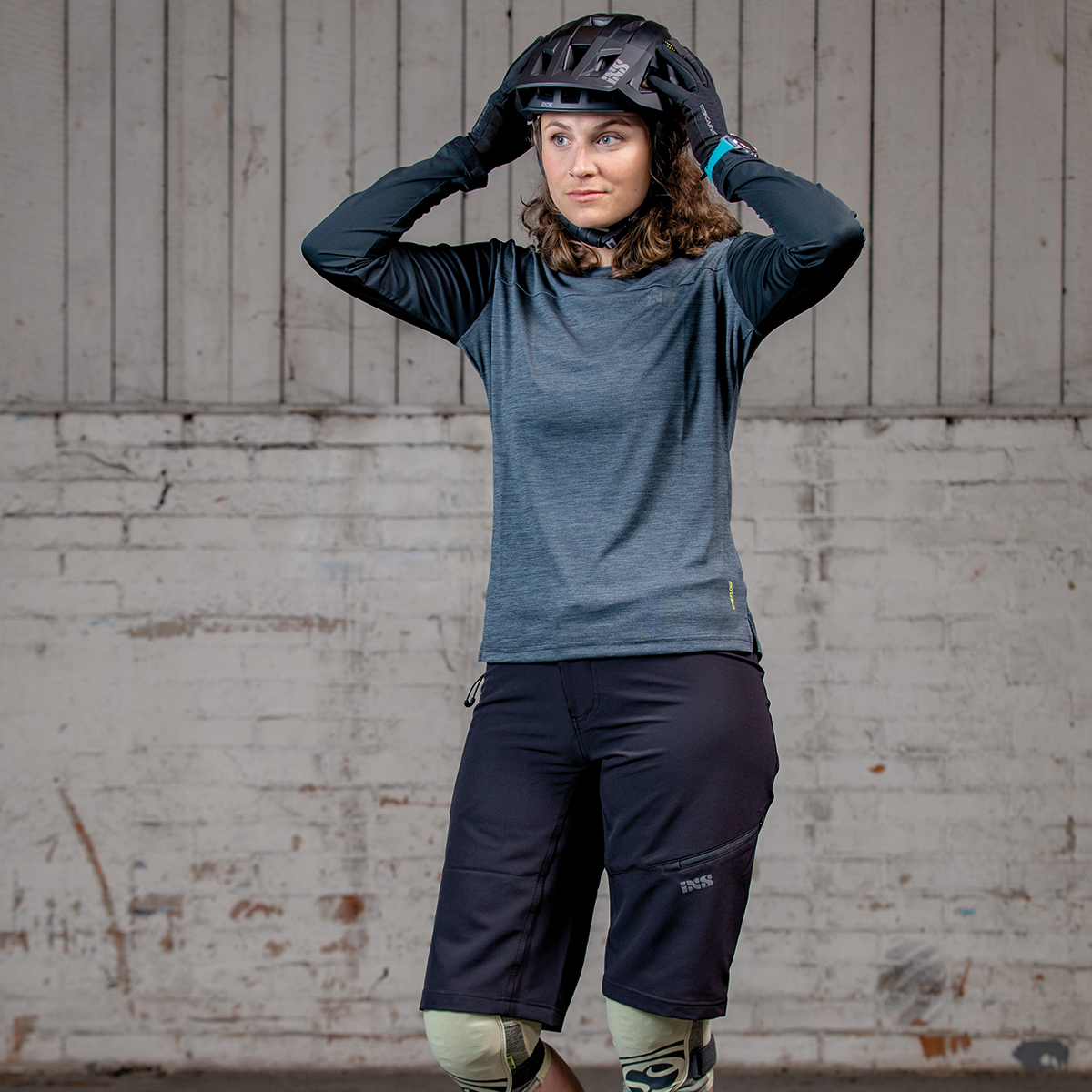 Carve Evo Women Shorts schwarz iXS
