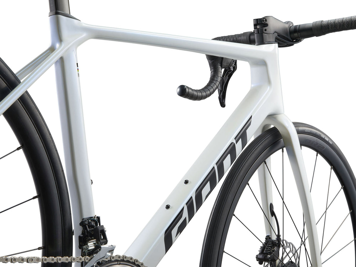 TCR Advanced 2 - Illusion White Giant