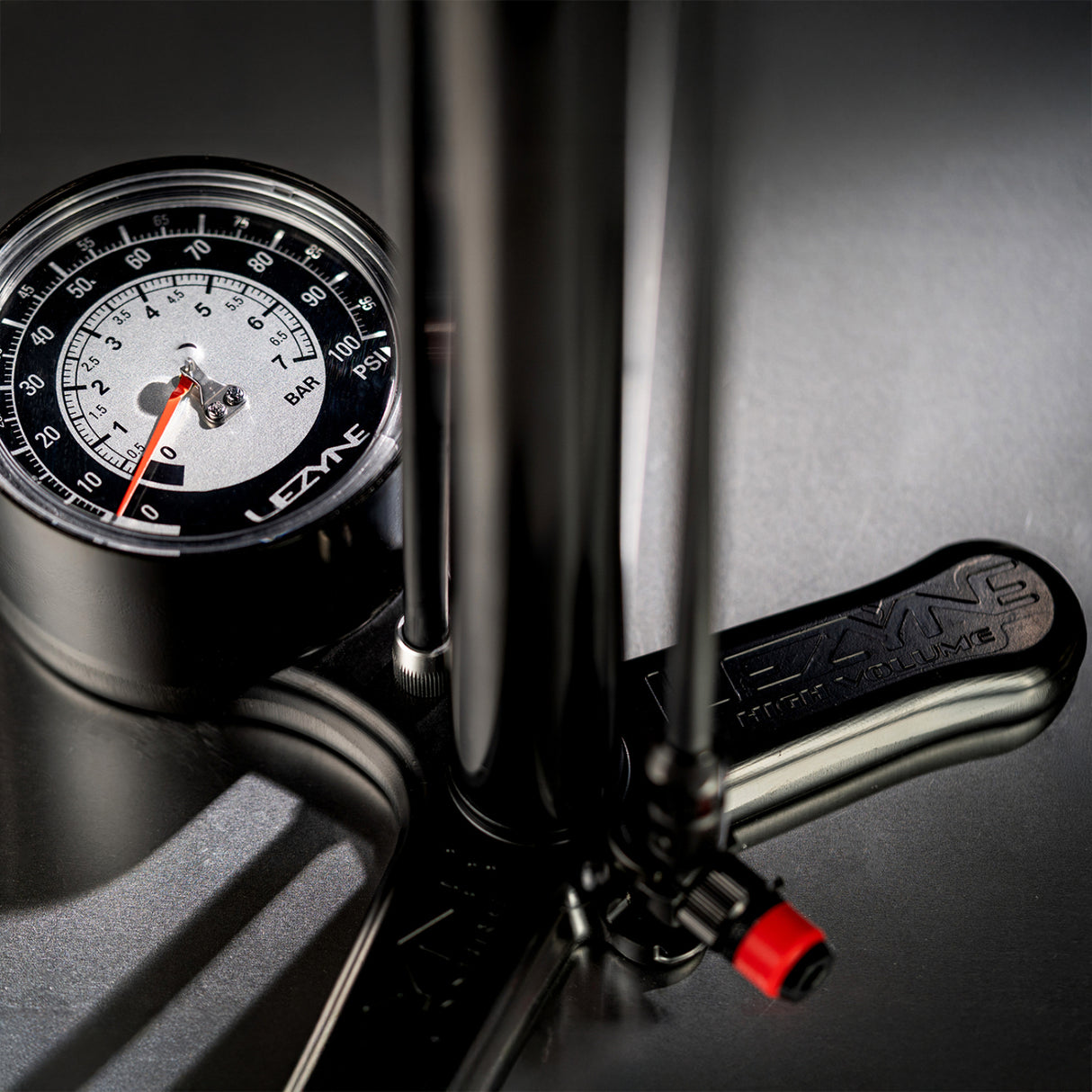 Standluftpumpe Steel CLIK HV Floor Drive - schwarz