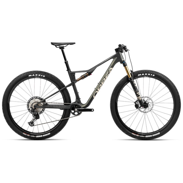 OIZ M10 - Powder Black - Black (Matt)