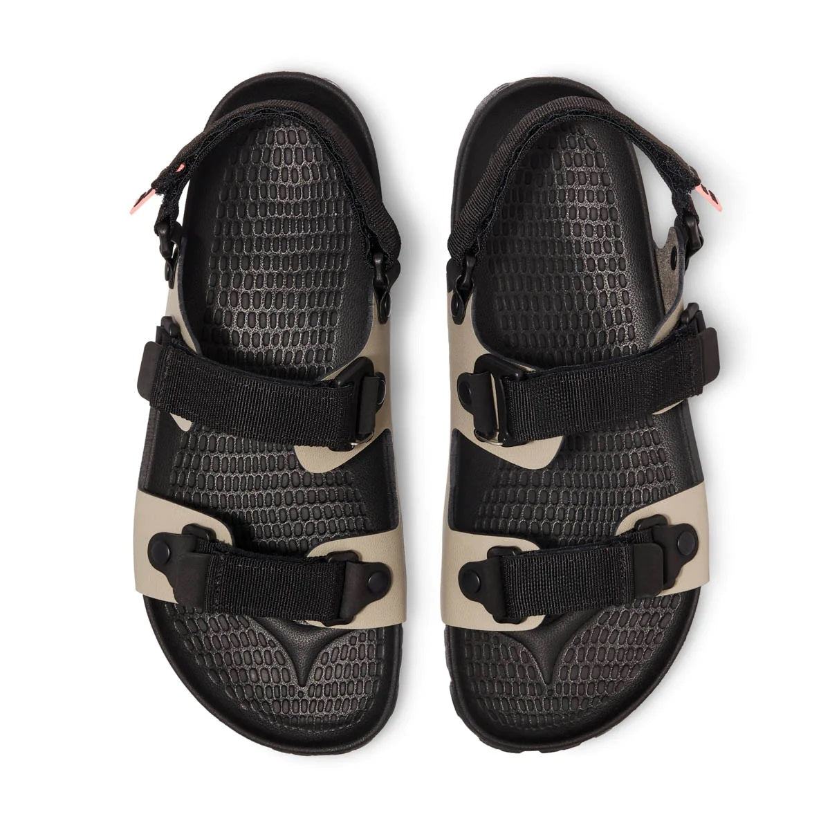 QUOC X Restrap Sandalen - Sand