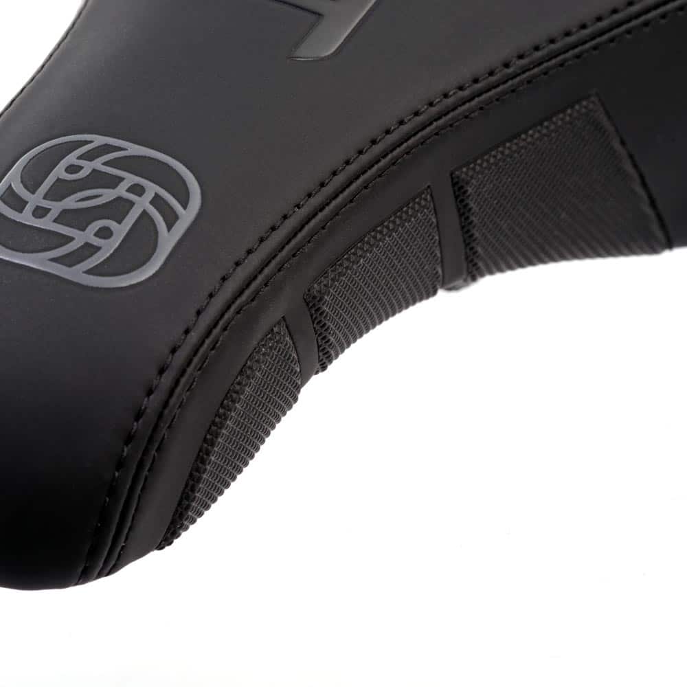 S2 DJ Pivotal Sattel - schwarz Gusset
