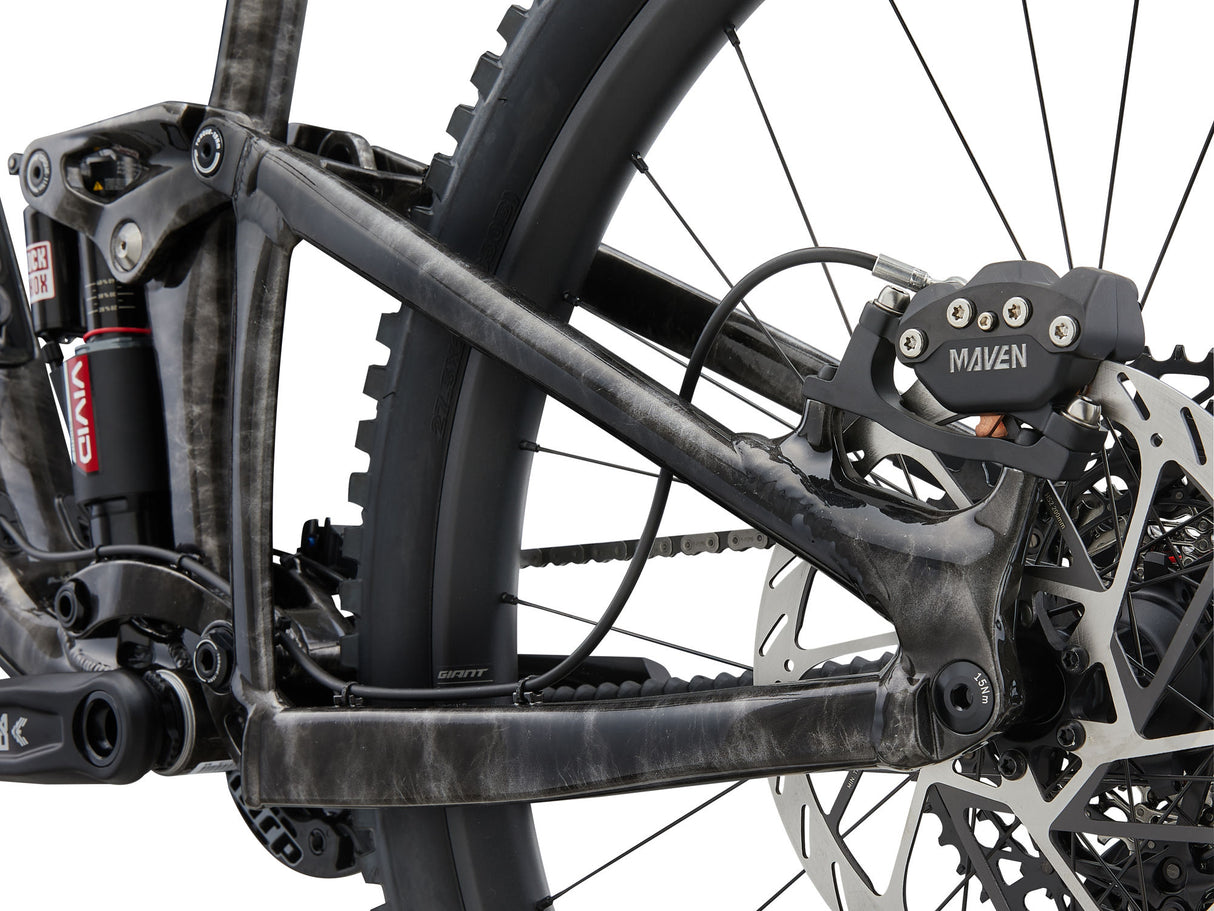 Reign SE - Black Lightning