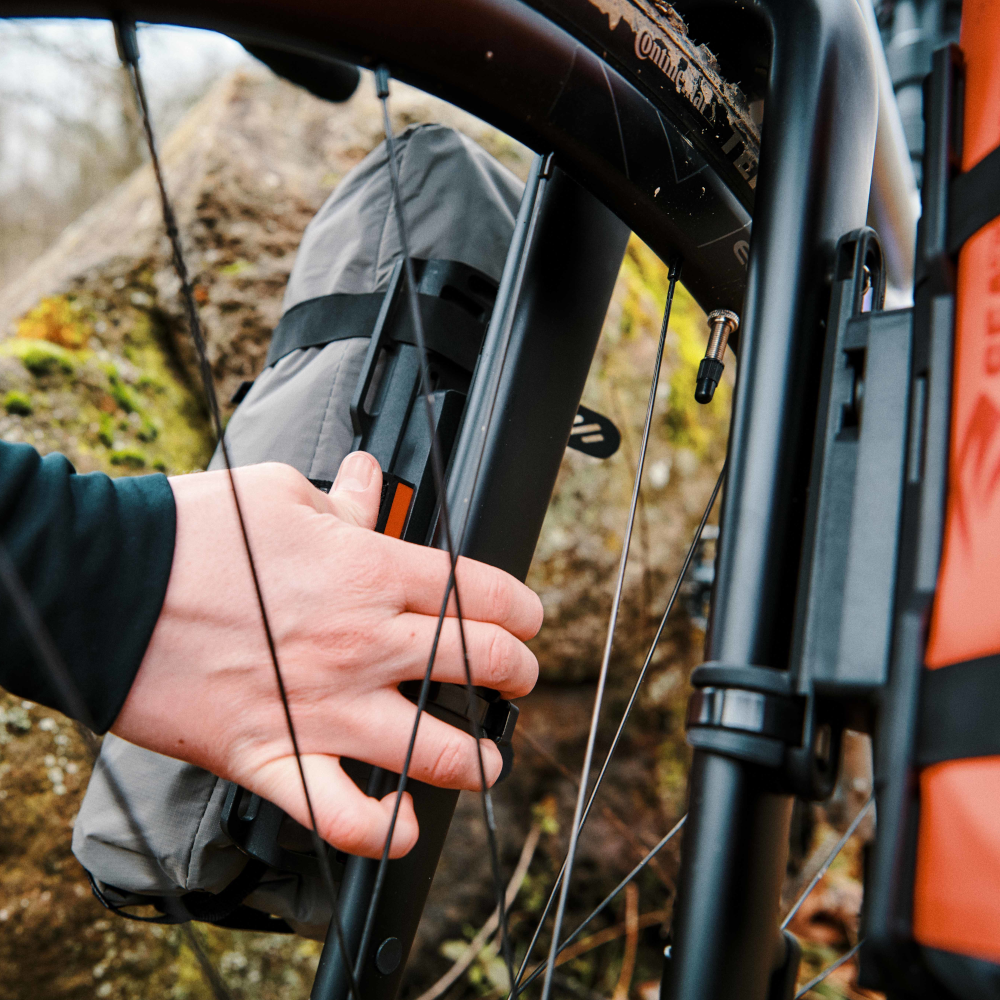 TWIST uni connector XL - black