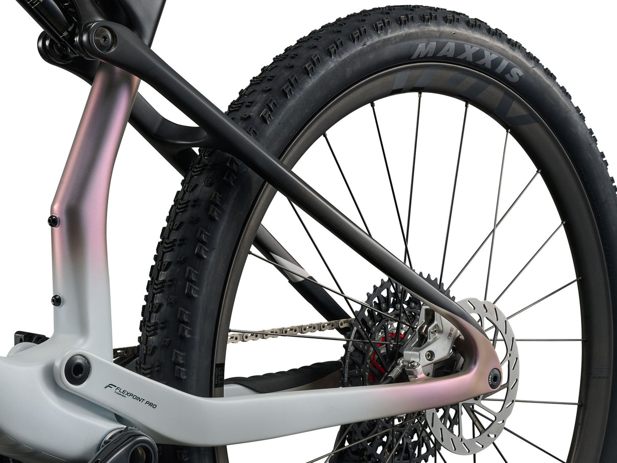 Anthem Advanced SL SE - White/Carbon