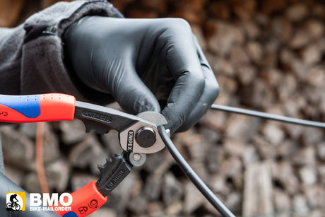 Bremsleitung am Fahrrad kürzen mit Bowdenzugzange