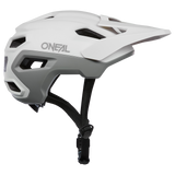 Trailfinder EVO Solid V.25 Helm - weiß/grau