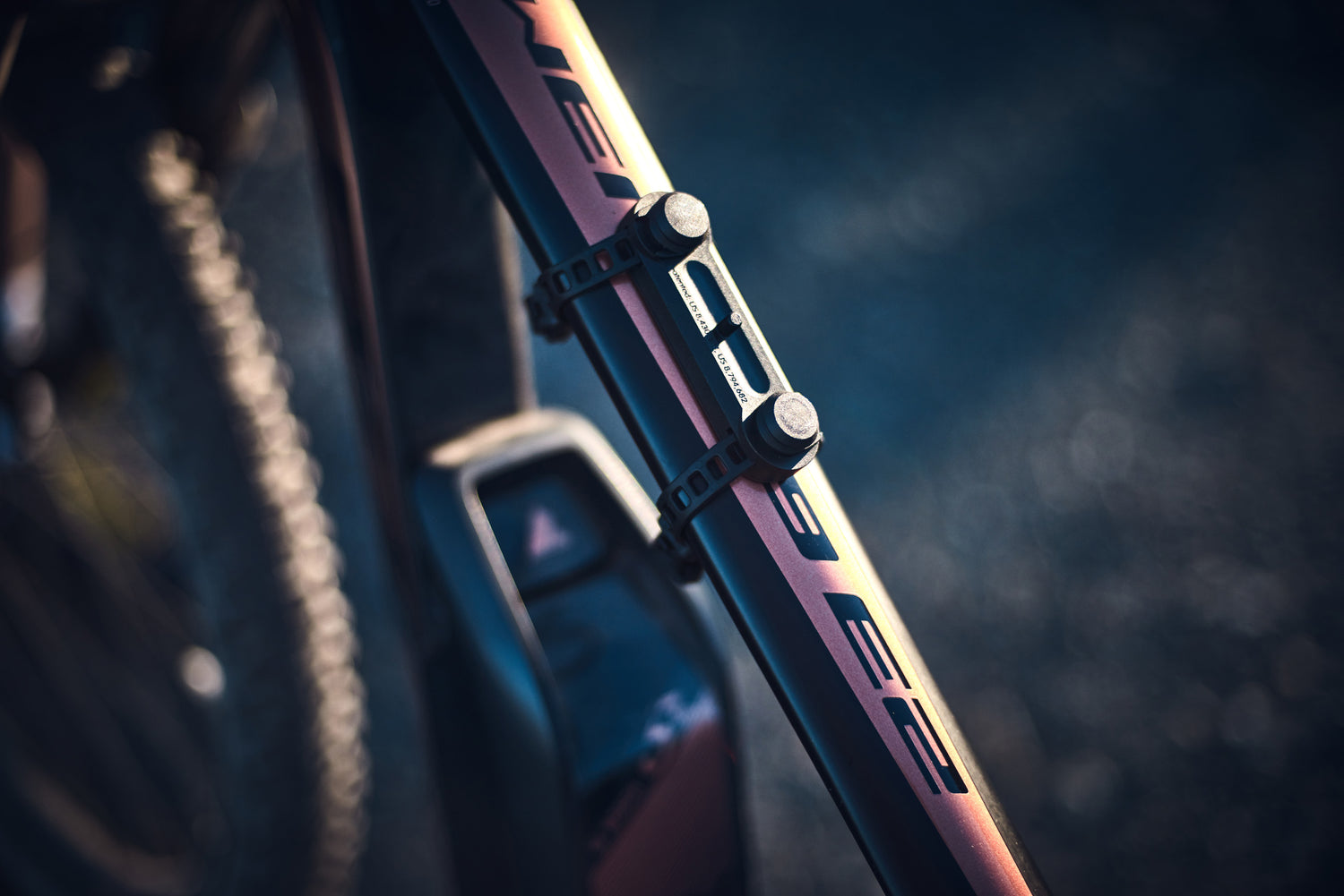 TWIST Uni Base - black