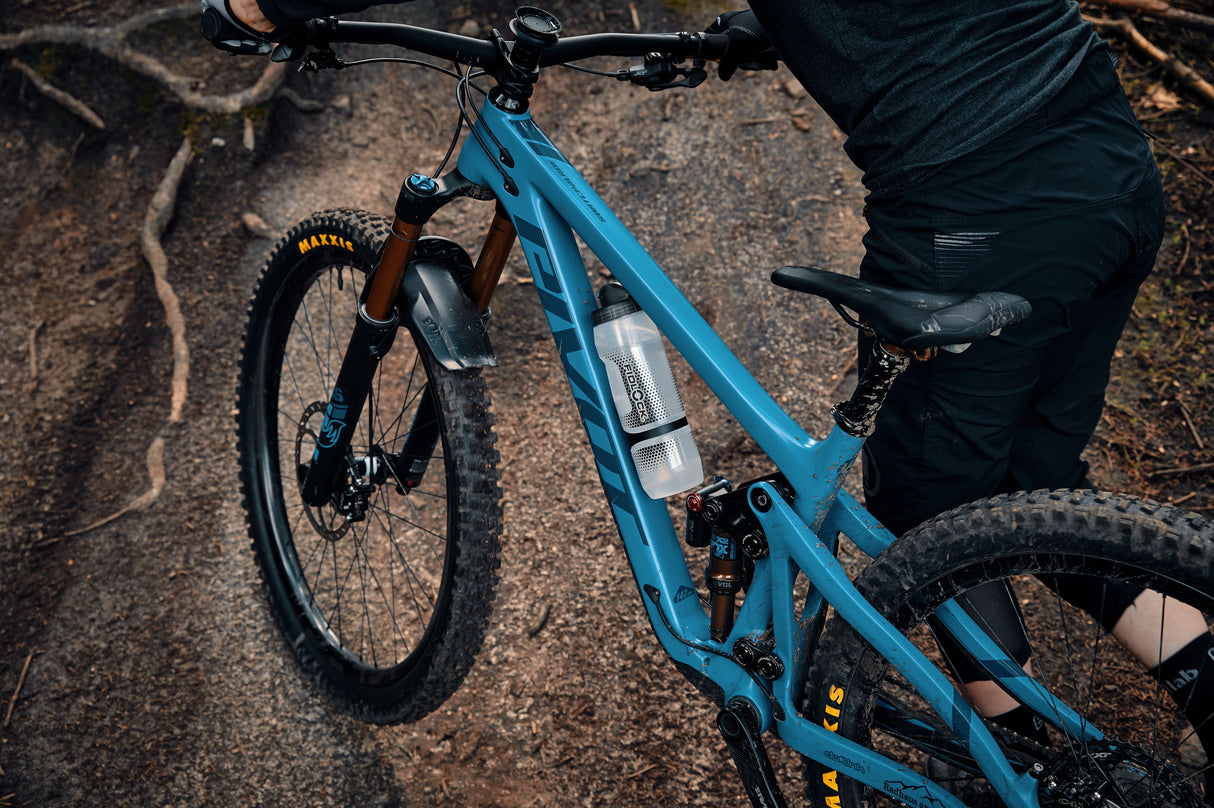 TWIST Bottle 800 + Bike Base Set - transparent black