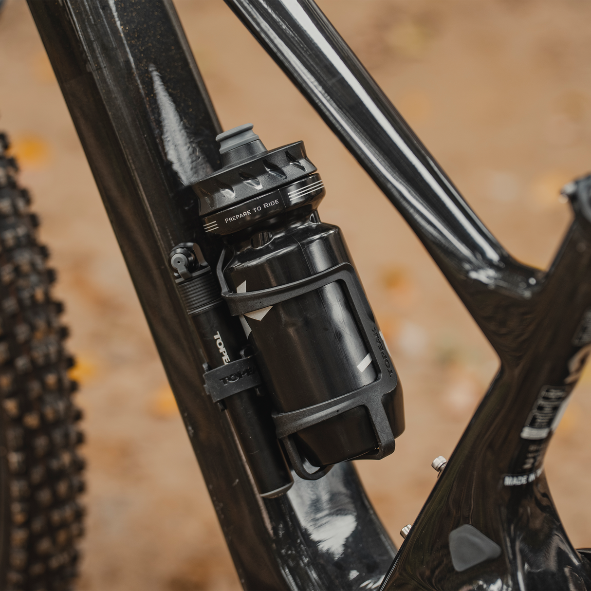 Shuttle Side Cage with Side Mount - Black